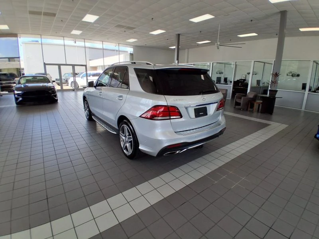 Mercedes-Benz GLE 500 AMG* DISTRO* 360* PANO* ВАКУМ* ОБДУХ* HARMAN* AMBI - автомобили, коли, обяви за нови и употребявани 3