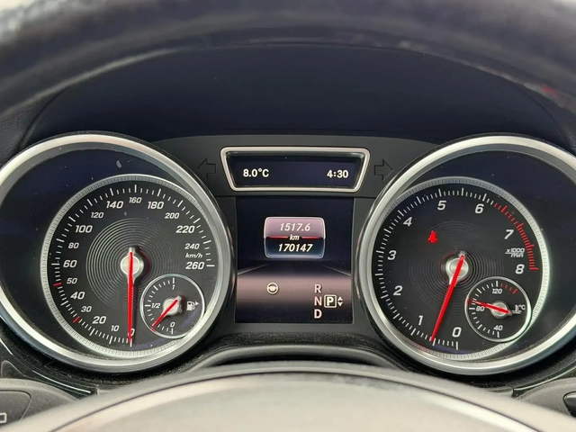 Mercedes-Benz GLE 550 4Matic V8 - автомобили, коли, обяви за нови и употребявани 9
