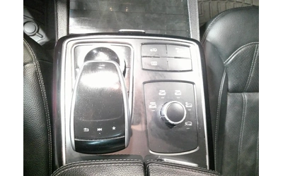 Mercedes-Benz GLE 400 - автомобили, коли, обяви за нови и употребявани 11