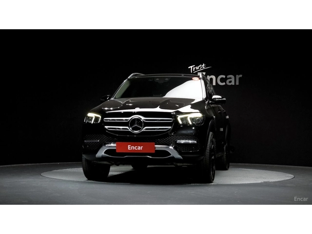 Mercedes-Benz GLE 300d 4MATIC* КОЖА* ОБДУХВ* НАВИ* ПАНО* 360* - автомобили, коли, обяви за нови и употребявани 2