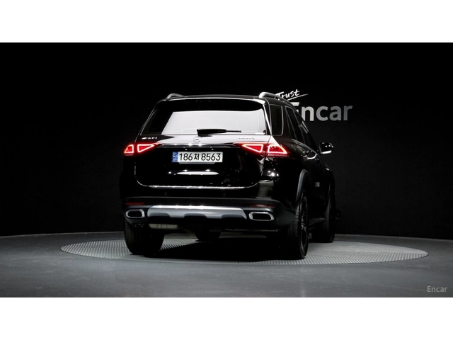 Mercedes-Benz GLE 300d 4MATIC* КОЖА* ОБДУХВ* НАВИ* ПАНО* 360* - автомобили, коли, обяви за нови и употребявани 3