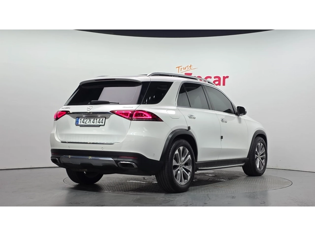 Mercedes-Benz GLE GLE300d 4MATIC | HUD | Distronic | Memory - автомобили, коли, обяви за нови и употребявани 1