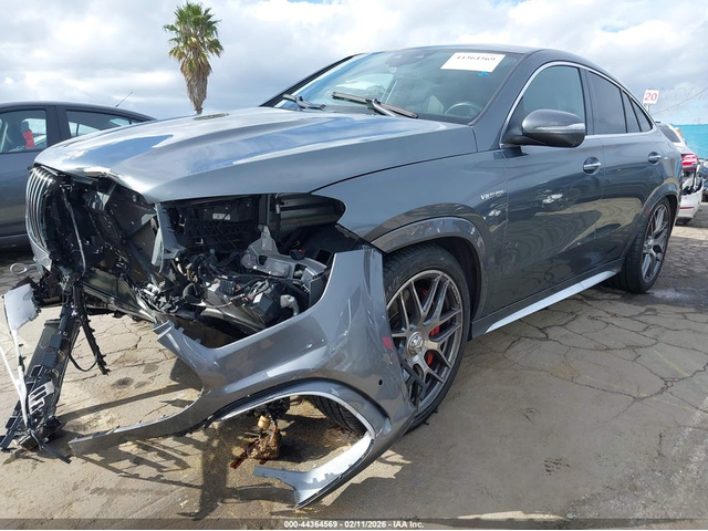 Mercedes-Benz GLE 63 AMG 4L V8 FI DOHC 32V NF4 All Wheel Drive - автомобили, коли, обяви за нови и употребявани 1