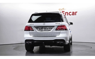 mercedes-benz-gle-63-amg - 3