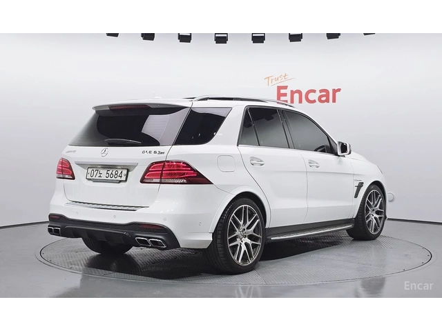 Mercedes-Benz GLE 63 AMG HARMON* KARDON* ОБДУХВАНЕ* ДИСТРОНИК* 360КАМЕРА* - автомобили, коли, обяви за нови и употребявани 1