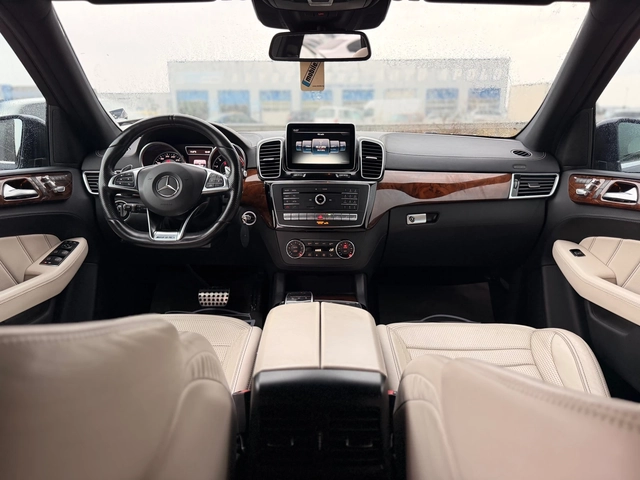 Mercedes-Benz GLE 63 AMG Distronic= Blind Spot= 360* Камера= Масаж= Подгрев - автомобили, коли, обяви за нови и употребявани 9