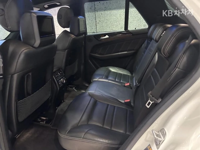 Mercedes-Benz GLE 63 AMG 4MATIC * КРАЙНА ЦЕНА* FULL * EKPAHИ* - автомобили, коли, обяви за нови и употребявани 12
