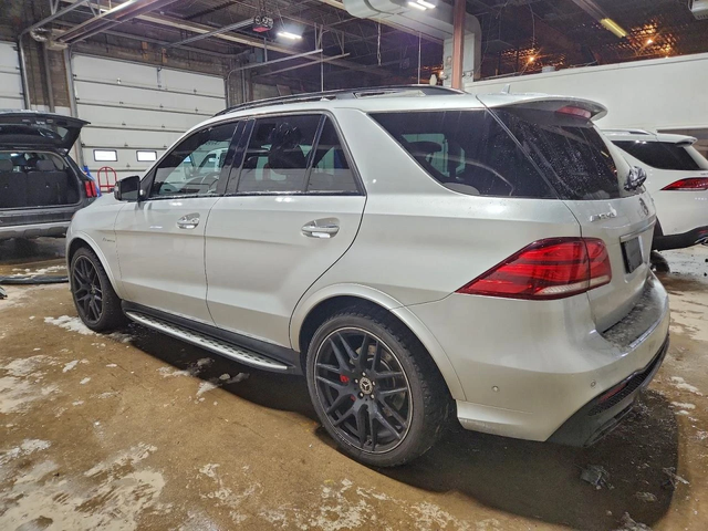 Mercedes-Benz GLE 63 S AMG 4MATIC - автомобили, коли, обяви за нови и употребявани 3