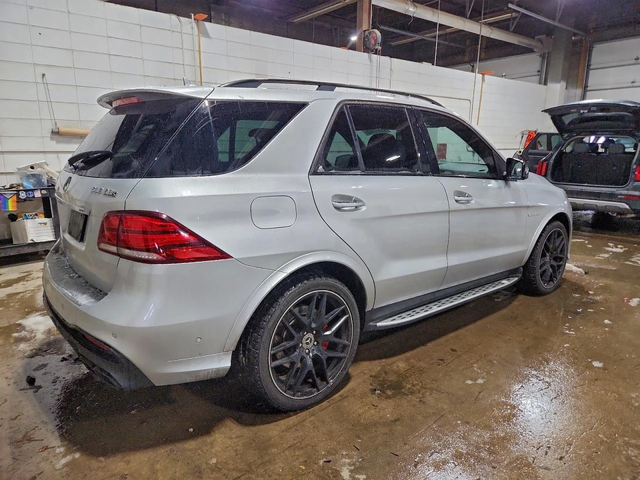 Mercedes-Benz GLE 63 S AMG 4MATIC - автомобили, коли, обяви за нови и употребявани 5