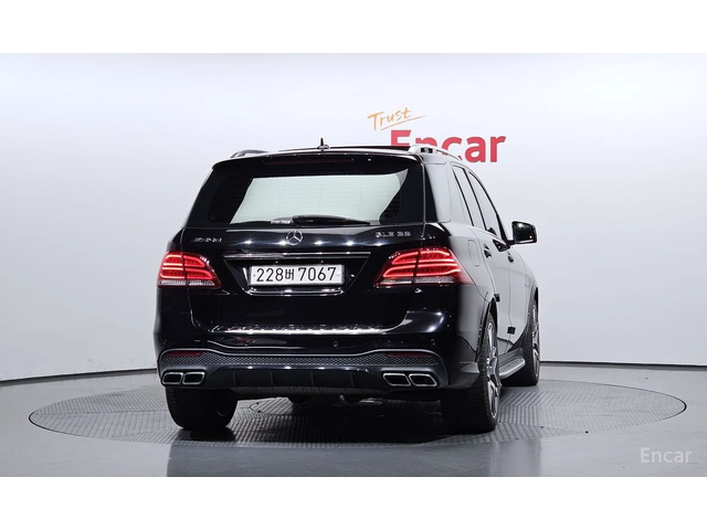 Mercedes-Benz GLE 63 S AMG 4MATIC* HARMAN/KARDON* 360 CAM* ПАНО* 3X TV* ОБДУХ - автомобили, коли, обяви за нови и употребявани 2