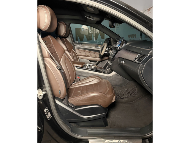 Mercedes-Benz GLE 63 S AMG Coupe* Carbon* Pano* Massage* Performance - автомобили, коли, обяви за нови и употребявани 8