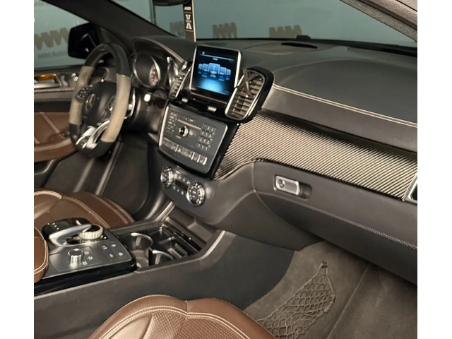 Mercedes-Benz GLE 63 S AMG Coupe* Carbon* Pano* Massage* Performance - автомобили, коли, обяви за нови и употребявани 9