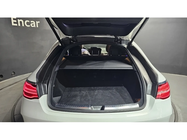 Mercedes-Benz GLE 63 S AMG - автомобили, коли, обяви за нови и употребявани 5