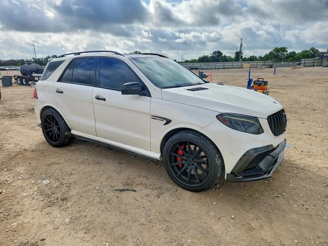 Mercedes-Benz GLE 63 S AMG 4MATIC* RENNTECH* V8 BITURBO* DESIGNO* HARMAN* ОБД - автомобили, коли, обяви за нови и употребявани 2