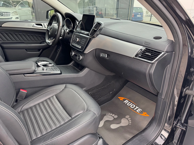 Mercedes-Benz GLE Coupe 350d AMG Pack Подгрев/Панорама/360Камера/Keyless - автомобили, коли, обяви за нови и употребявани 9