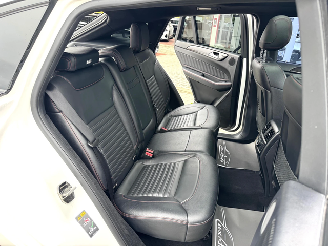 Mercedes-Benz GLE Coupe AMG#PANO#ALCANTARA#DISTR#KEYLESS#137000KM - автомобили, коли, обяви за нови и употребявани 8