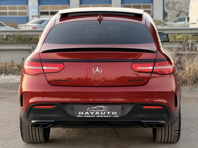 Mercedes-Benz GLE Coupe 400i= 4-MATIC= AMG= DISTRONIC= KEYLES GO= PANO - автомобили, коли, обяви за нови и употребявани 5