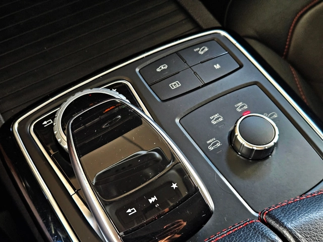 Mercedes-Benz GLE Coupe 350/6.3AMG/CAMERA/HARMAN/KARDON/CAR PLAY/AMBI/LIZI - автомобили, коли, обяви за нови и употребявани 11