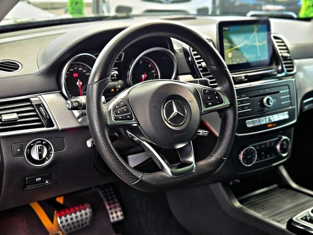 Mercedes-Benz GLE Coupe 350AMG/GERMAN/DISTR/PANO/ПОДГРЕВ/AMBI/CAR PLAY/LIZ - автомобили, коли, обяви за нови и употребявани 9