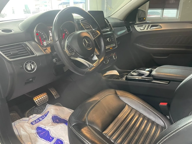Mercedes-Benz GLE Coupe 350D ! 4matic ! AMG Line ! 9G-tronic ! - автомобили, коли, обяви за нови и употребявани 7