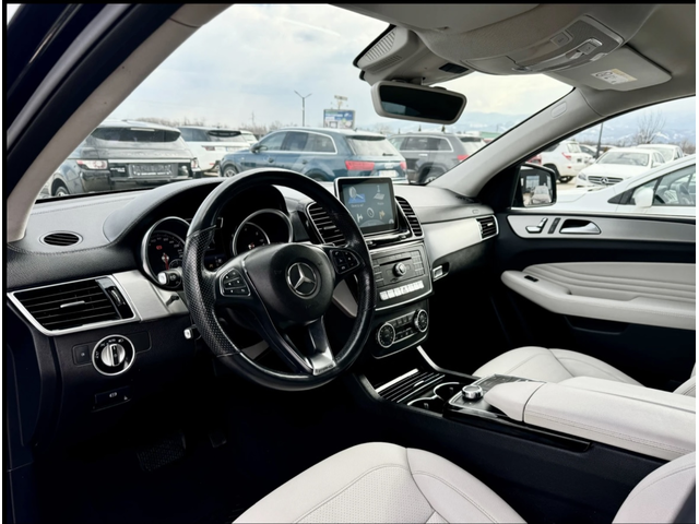 Mercedes-Benz GLE Coupe Black edition 350d 4-matic - автомобили, коли, обяви за нови и употребявани 6