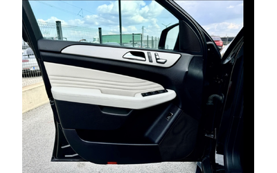 Mercedes-Benz GLE Coupe Black edition 350d 4-matic - автомобили, коли, обяви за нови и употребявани 7