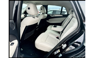 Mercedes-Benz GLE Coupe Black edition 350d 4-matic - автомобили, коли, обяви за нови и употребявани 9