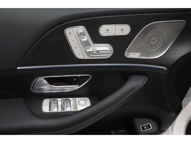 Mercedes-Benz GLE GLE 300d Coupe 4Matic AMG Line - автомобили, коли, обяви за нови и употребявани 6