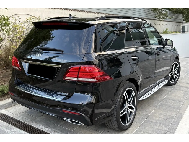 Mercedes-Benz GLE GLE 350d 4Matic AMG Line - автомобили, коли, обяви за нови и употребявани 1