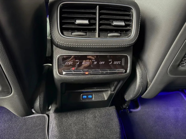 Mercedes-Benz GLE GLE 53 Plug-in Hybrid 4Matic+ AMG Line - автомобили, коли, обяви за нови и употребявани 8