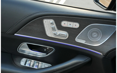 mercedes-benz-gle-gle-coupe-400d-4matic-amg-line - 4