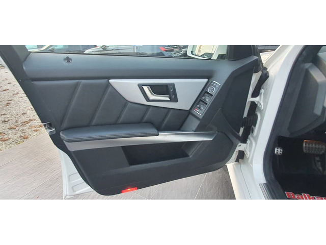 Mercedes-Benz GLK 2.2CDI 4matic AMG Avantgarde - автомобили, коли, обяви за нови и употребявани 9