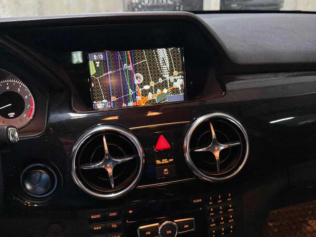 Mercedes-Benz GLK * 350 * PANO * ПОДГРЕВ * КАМЕРА - автомобили, коли, обяви за нови и употребявани 7