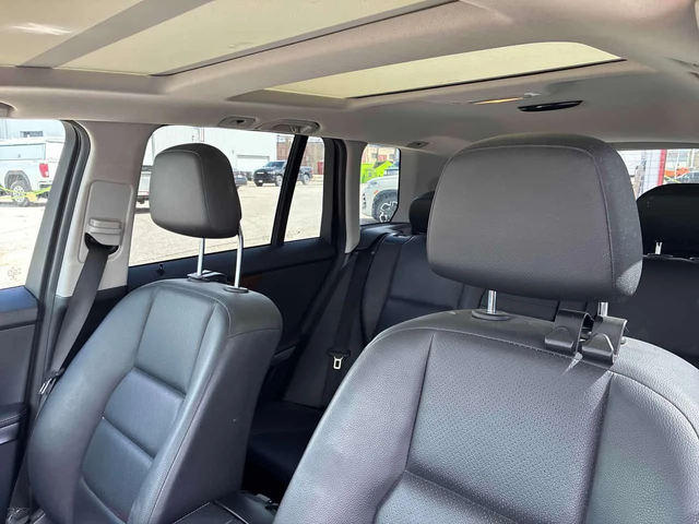 Mercedes-Benz GLK * 250* ГЛАВНО ПРЕДСТАВИТЕЛСТВО* ПАНОРАМА* - автомобили, коли, обяви за нови и употребявани 10