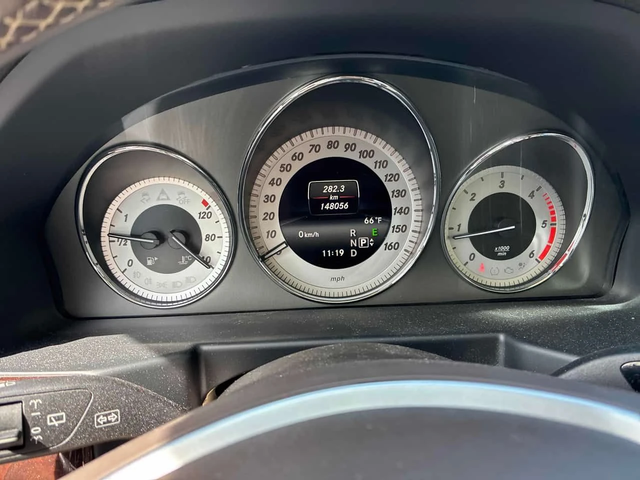Mercedes-Benz GLK * 250 BlueTEC * КОМПЛЕКТ ГУМИ * ПОДГРЕВ * NAVI - автомобили, коли, обяви за нови и употребявани 7