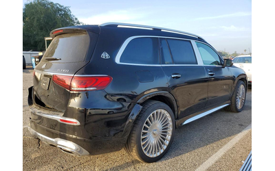 mercedes-benz-gls-4-0l-8-all-wheel-drive - 2