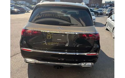 mercedes-benz-gls-4-0l-8cyl-awd - 3