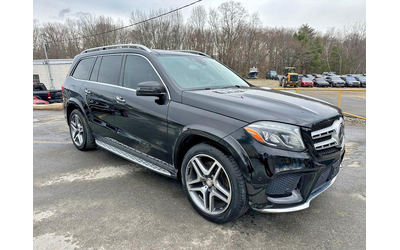 mercedes-benz-gls-4-7l-8-all-wheel-drive - 3