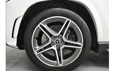 mercedes-benz-gls-400 - 4