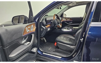 mercedes-benz-gls-400 - 1