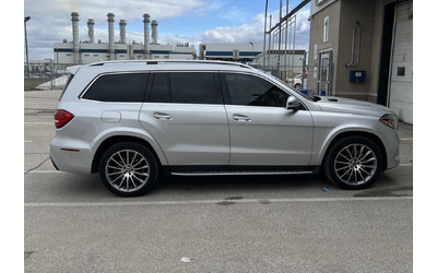 mercedes-benz-gls-450 - 2