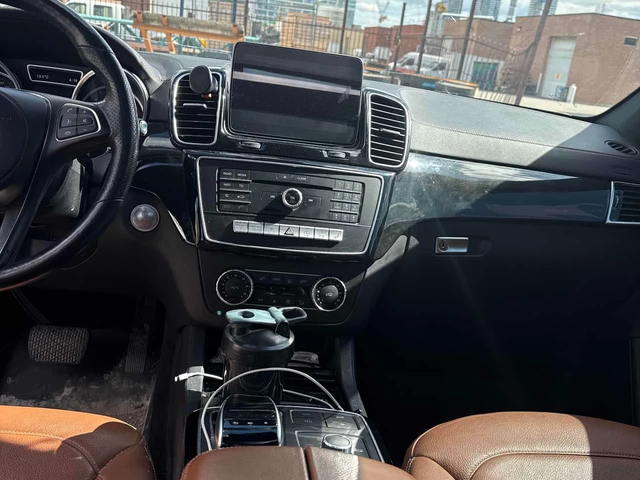 Mercedes-Benz GLS 450 ПОДГРЕВИ * ПАНО * KEYLESS * 360 * CARFAX - автомобили, коли, обяви за нови и употребявани 8