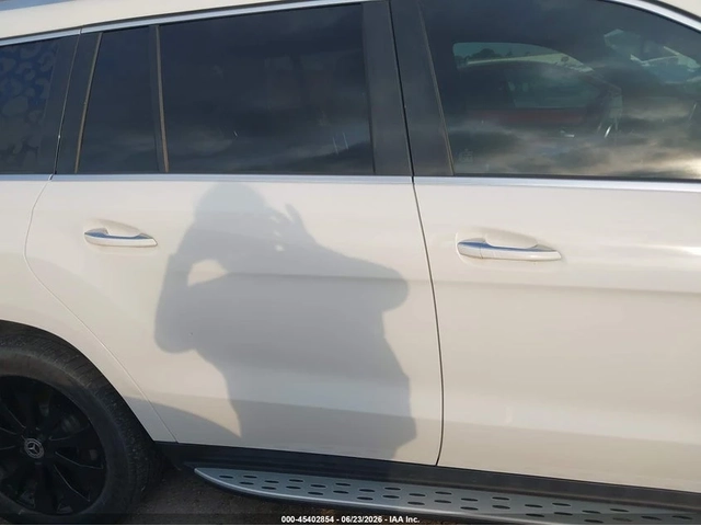 Mercedes-Benz GLS 450 2019 MERCEDES-BENZ GLS 450 4MATIC - автомобили, коли, обяви за нови и употребявани 3