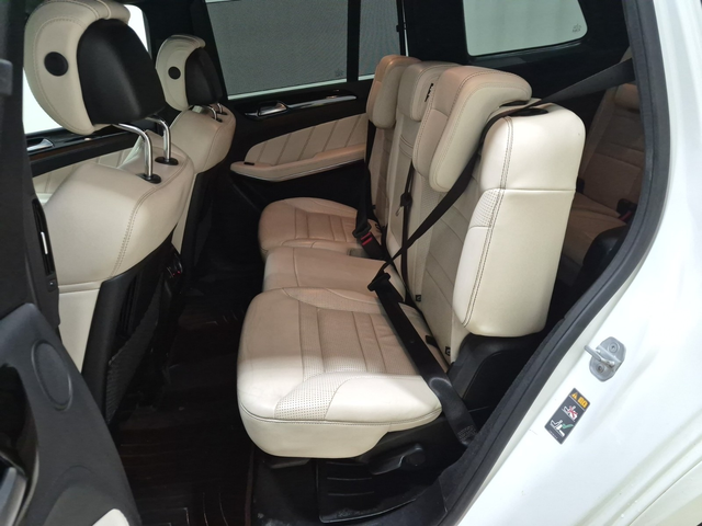 Mercedes-Benz GLS 5.5L 8cyl AWD - автомобили, коли, обяви за нови и употребявани 11