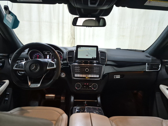 Mercedes-Benz GLS 5.5L 8cyl AWD - автомобили, коли, обяви за нови и употребявани 9