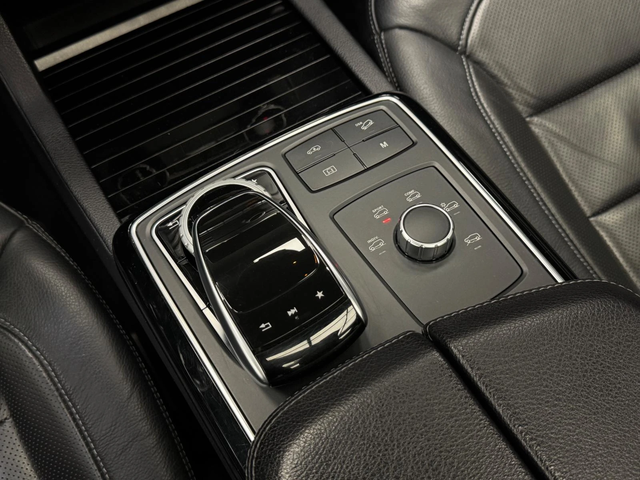 Mercedes-Benz GLS 500 AMG* Harmann* ОБДУХВАНЕ* PANO* 360CAM - автомобили, коли, обяви за нови и употребявани 12