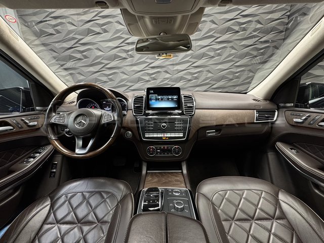 Mercedes-Benz GLS 500 AMG Line DISTR 360KAM AIR BURMSTR - автомобили, коли, обяви за нови и употребявани 4