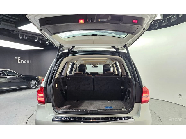 Mercedes-Benz GLS 500 AMG* DESIGNO* DISTRONIC* ОБДУХ* 360* ПОДГРЕВ - автомобили, коли, обяви за нови и употребявани 5