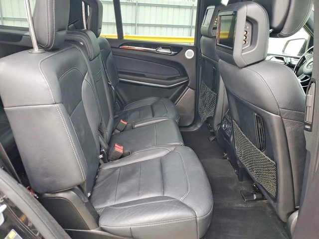 Mercedes-Benz GL 550 4 Matic - автомобили, коли, обяви за нови и употребявани 10