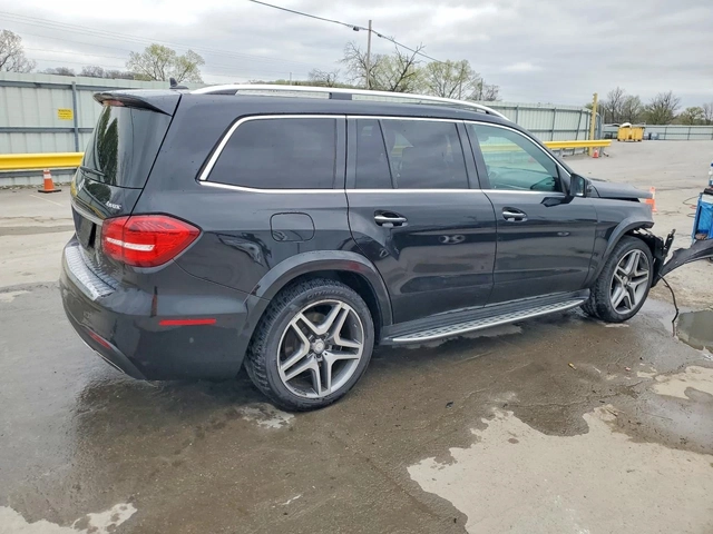 Mercedes-Benz GL 550 4 Matic - автомобили, коли, обяви за нови и употребявани 2